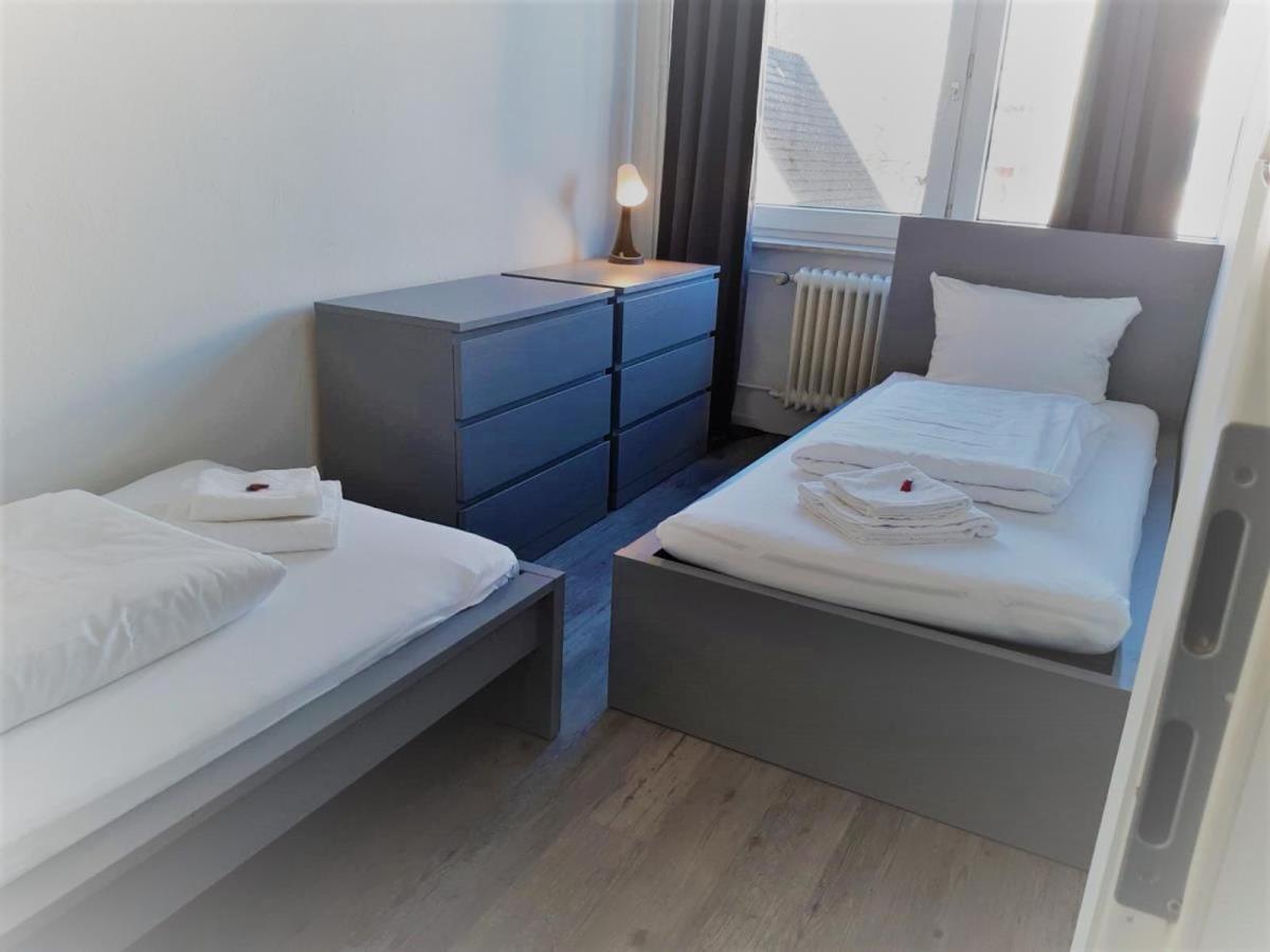Mehrbett-Apartment 1 Citynah, Einfache Ausstattung Hamburg-Harburg Exteriör bild
