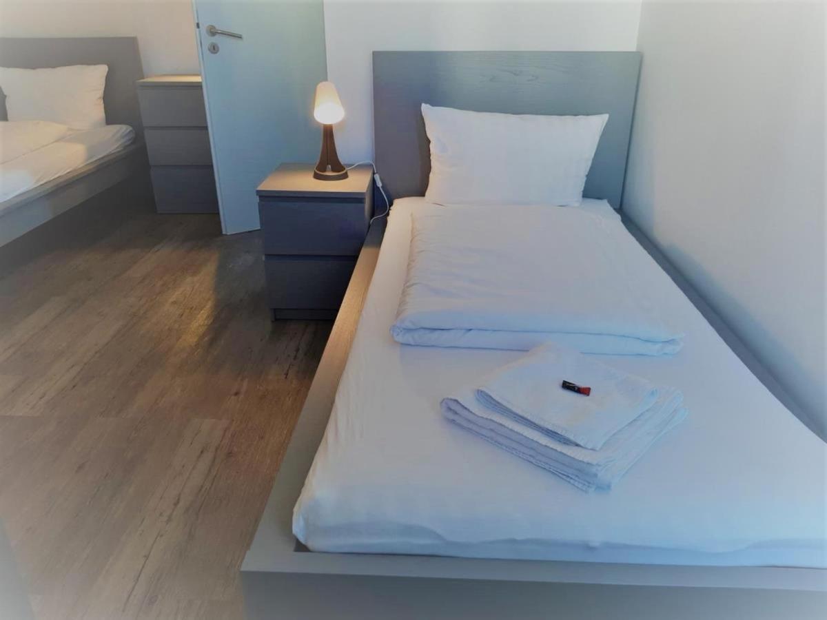 Mehrbett-Apartment 1 Citynah, Einfache Ausstattung Hamburg-Harburg Exteriör bild